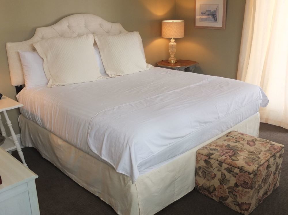 The English Inn Eaton Rapids ภายนอก รูปภาพ