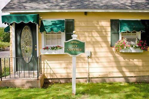 The English Inn Eaton Rapids ภายนอก รูปภาพ