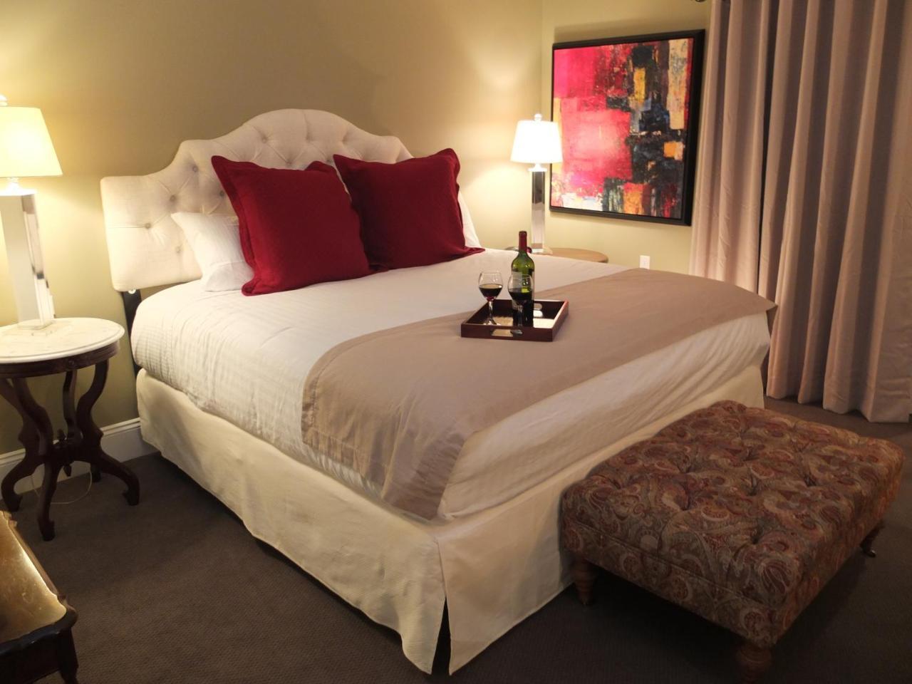 The English Inn Eaton Rapids ภายนอก รูปภาพ