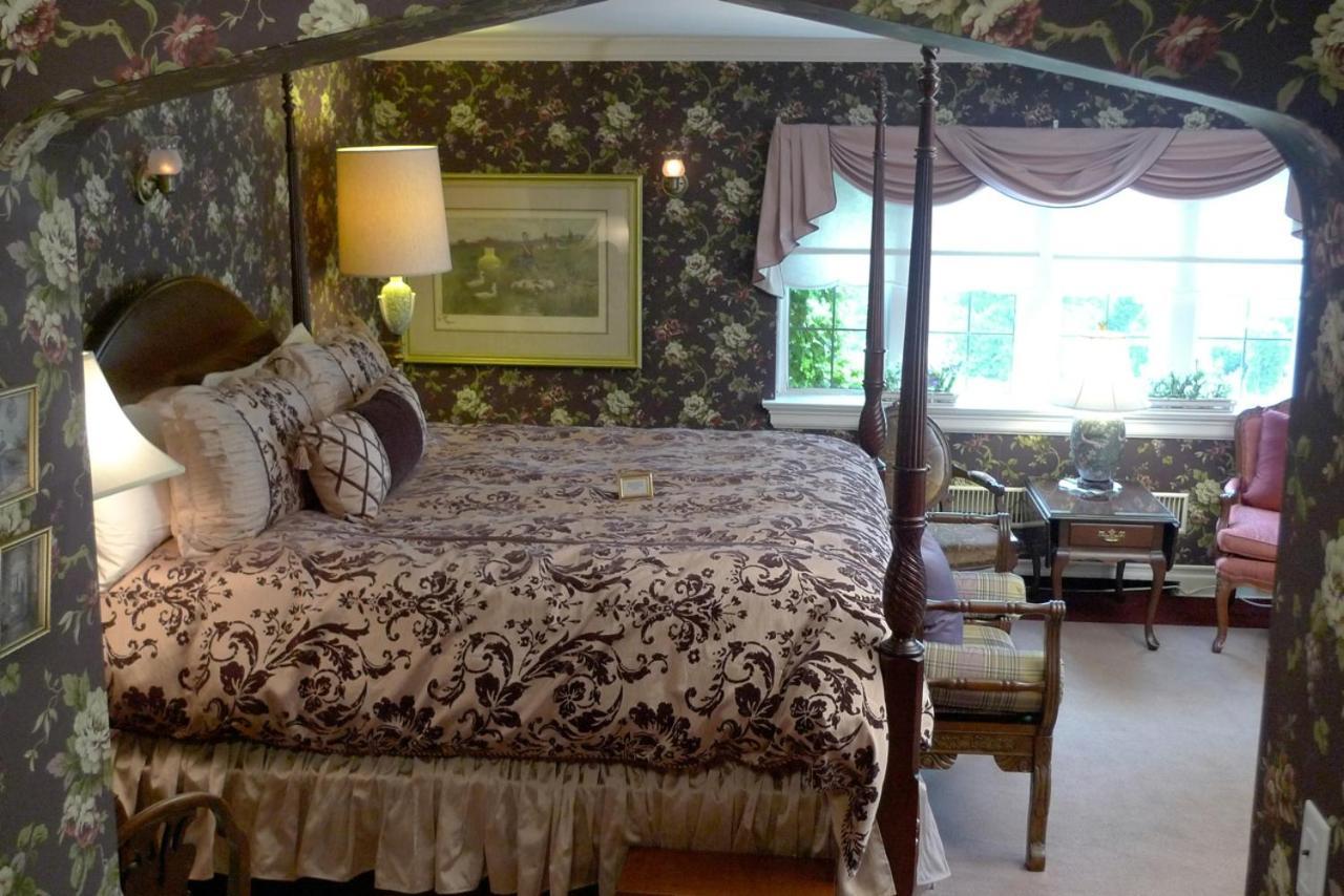 The English Inn Eaton Rapids ภายนอก รูปภาพ